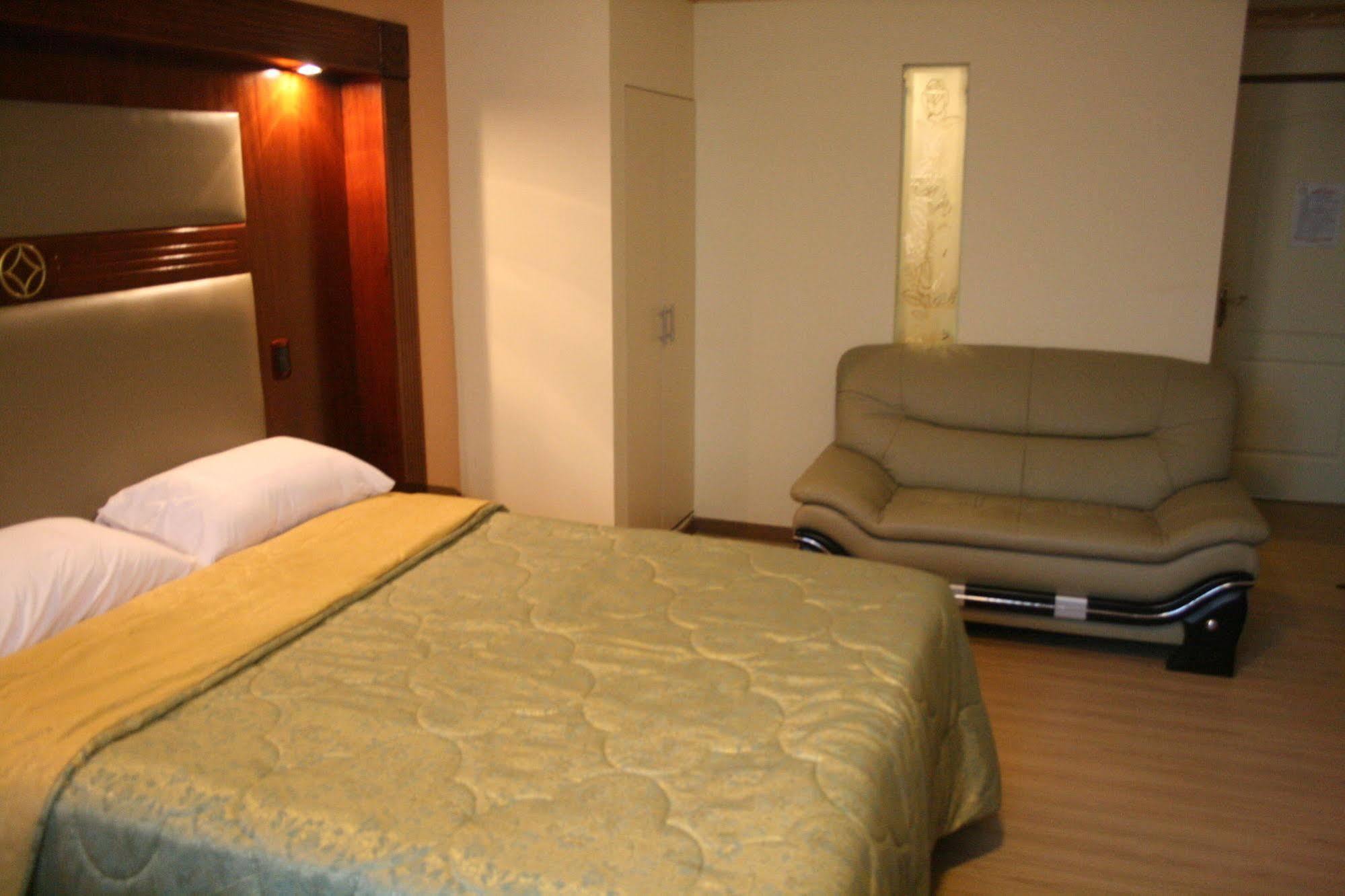 Hotel Oro Inn Lima Exterior photo